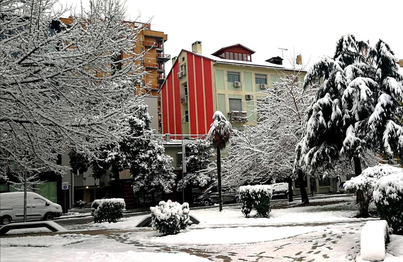 Apartamento Loft Tirana